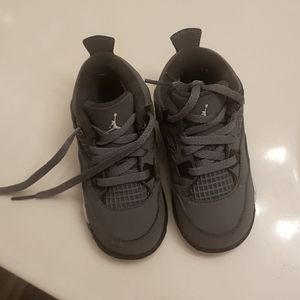 Nike Air Jordan 4 gray and black